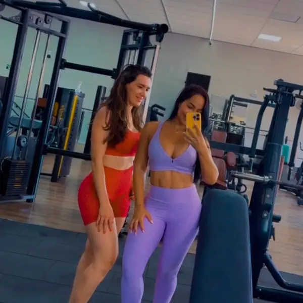 Alunas treinando juntas na N7 Fit